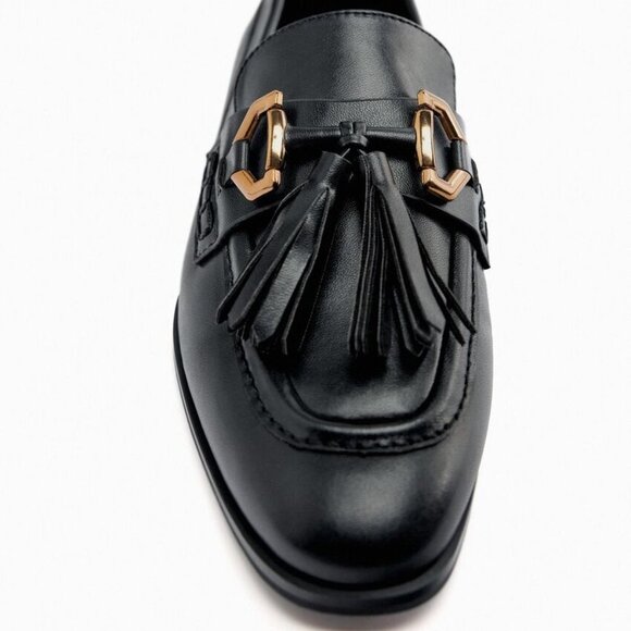 NEW Zara Women's MOCASSIN WITH TASSEL Black/Gold Loafers - Picture 6 of 10
